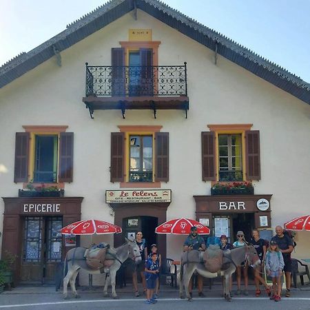 Gite Le Pelens Saint-Martin-dʼEntraunes Eksteriør bilde